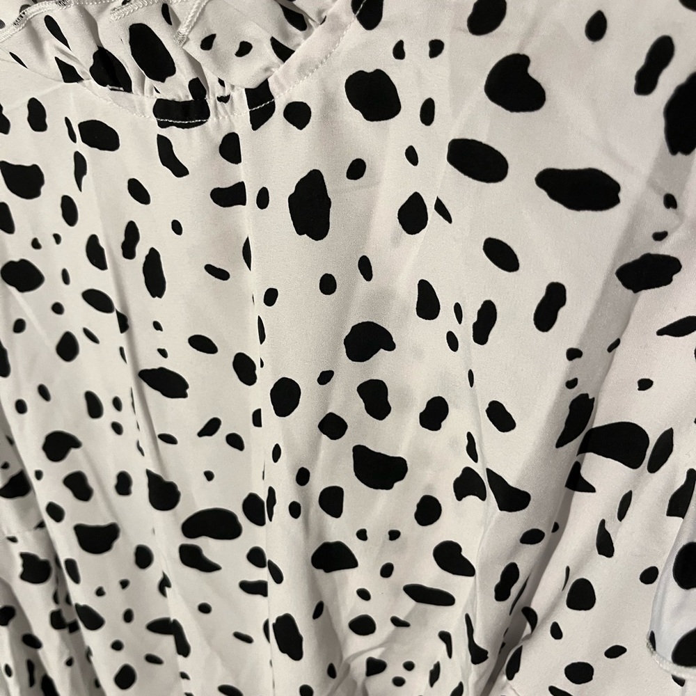 SHEIN Curve Animal Print Blouse - Picture 4 of 6